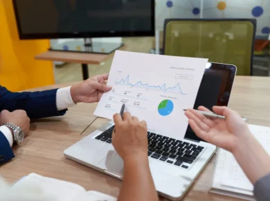 financial kpi monitoring